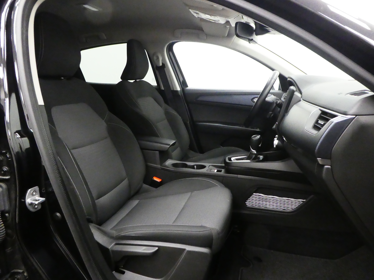 RENAULT ARKANA 1.6 E-TECH HYBRIDE 145CH EVOLUTION -22 – ABSOLUT AUTOMOBILES